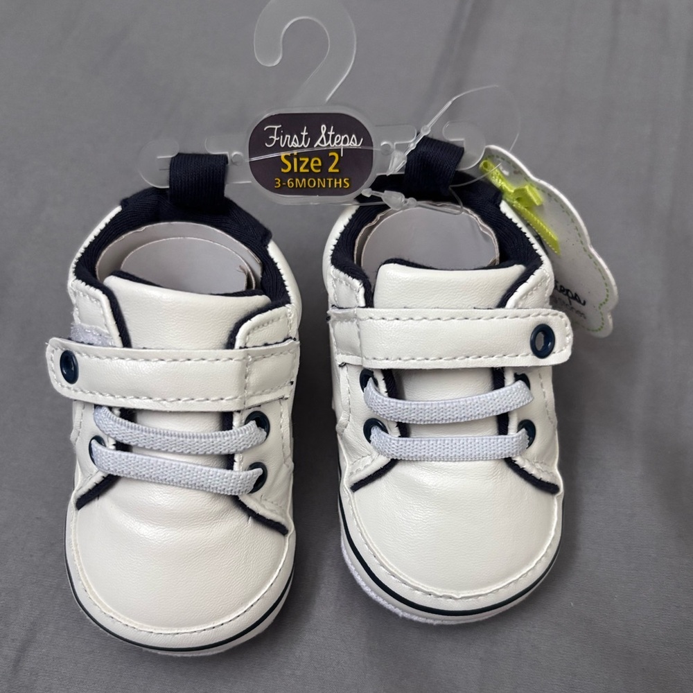 White and Navy Baby First Steps Sneakers - Size 2 (3-6 Months)